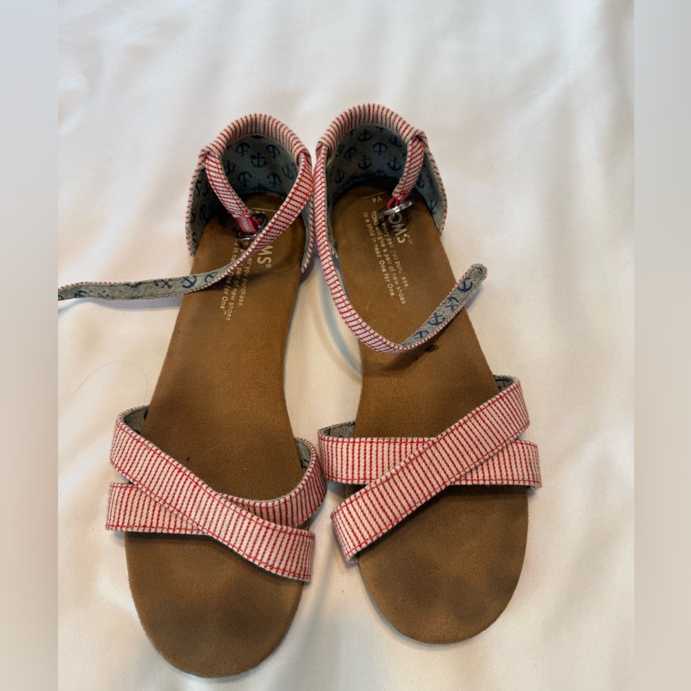 Tom’s Youth Stylish Red Striped Sandals
